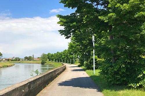 Percorso ciclabile e ciclopedonale che costeggia il fiume Lemene